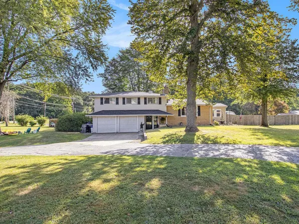 52040 Avanelle St, Granger, IN 46530