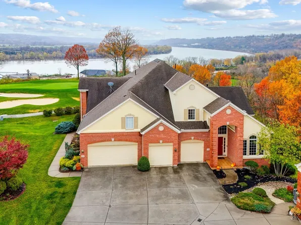 48 Edinburgh Pl, North Bend, OH 45052