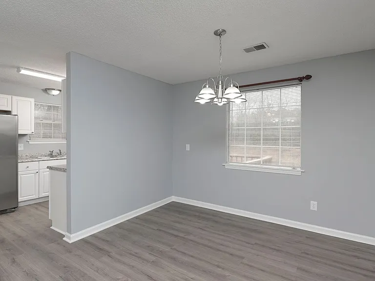 233 Braewick Rd — Photo 14