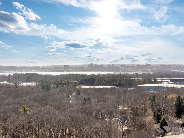 portland-maine-84935927 picture