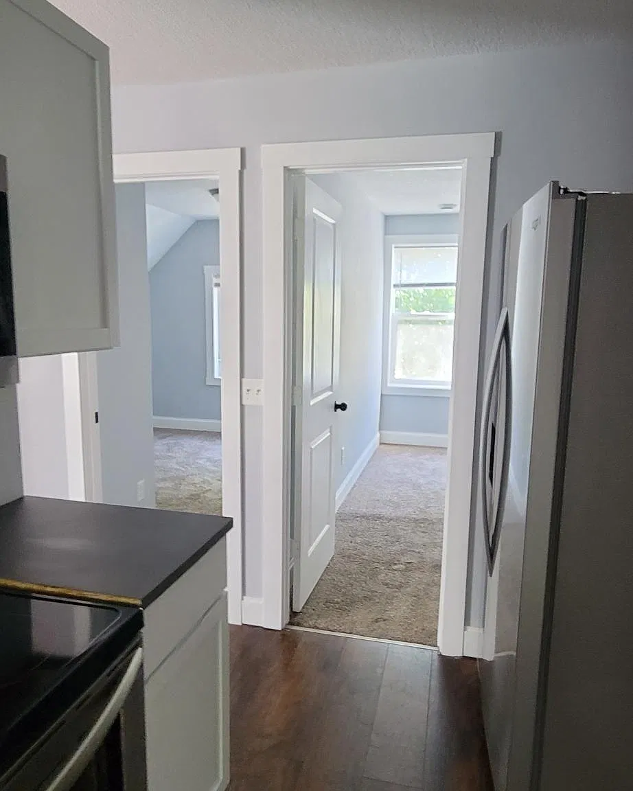 1074 14th Ave SE — Photo 3