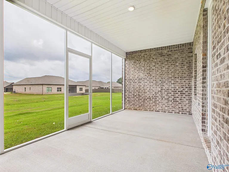 22567 Donahue Rd — Photo 35