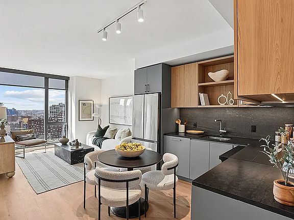 2nd image of 55 Willoughby St #32E