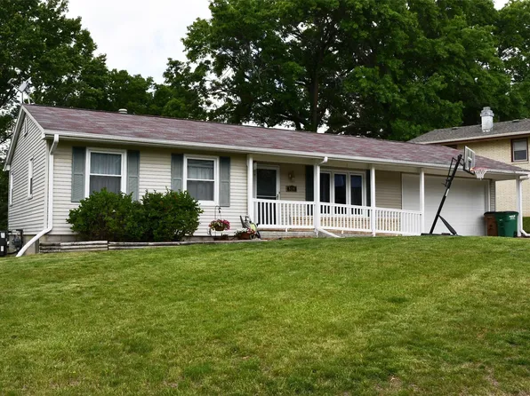 310 Fleming Rd, Carlisle, IA 50047