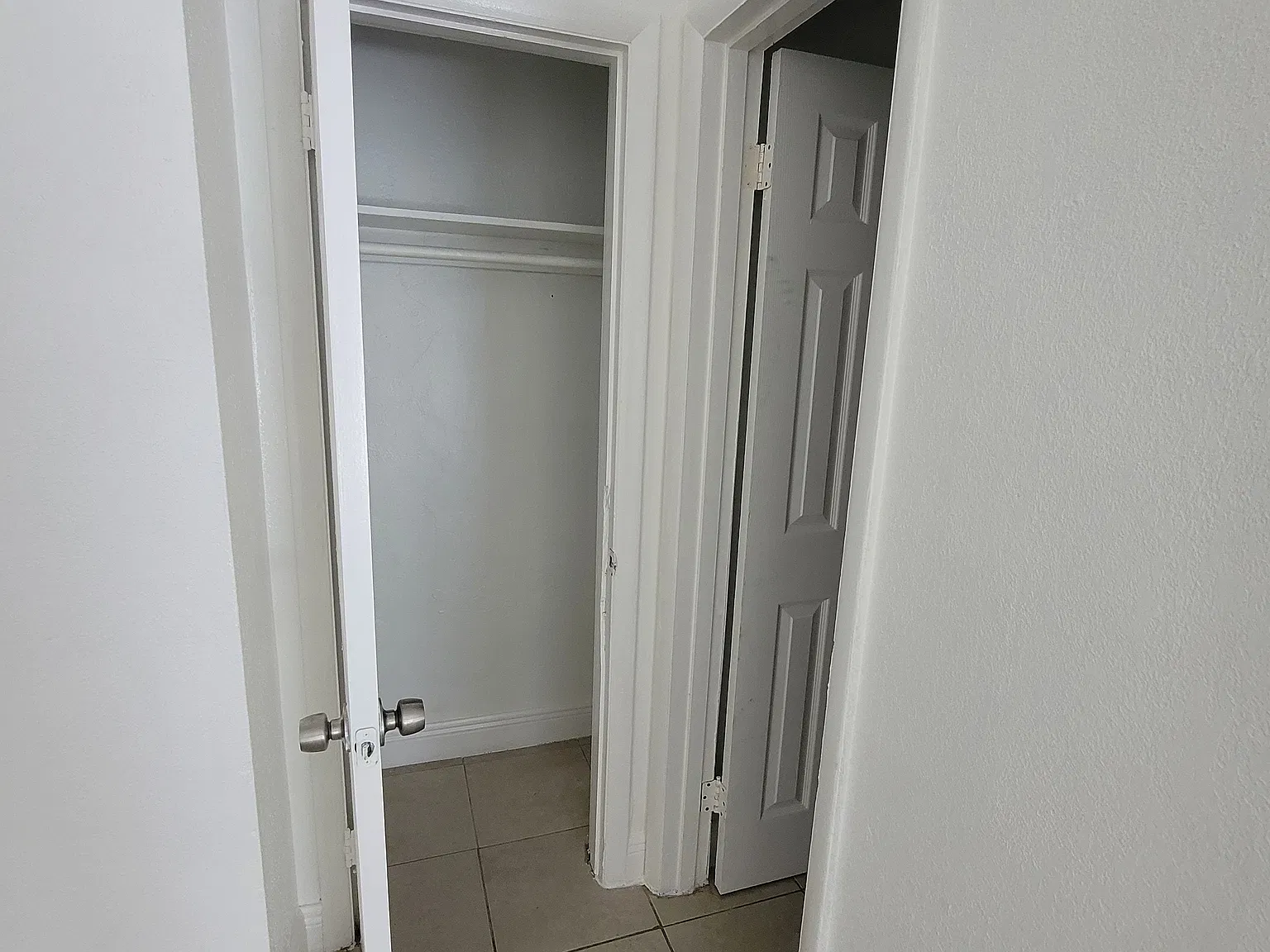 NE 18th Pl, North Miami Beach — Photo 4