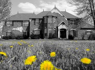 100 Bellflower Ln, Marshfield, MO 65706