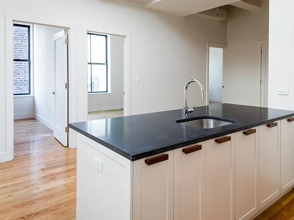 16-80 Madison Street image 5 of 19