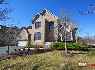 3570 Wetlands Dr, Elgin, IL 60124