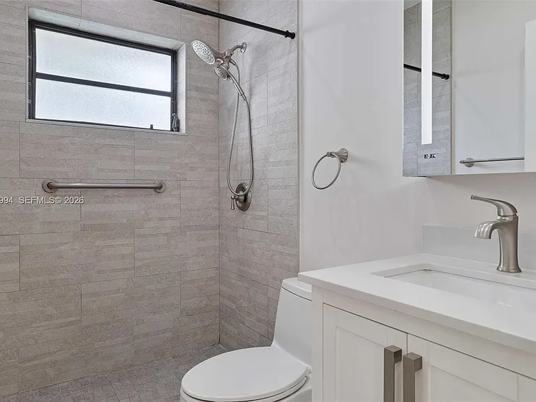 337 Grand Canal Dr #1 — Photo 15