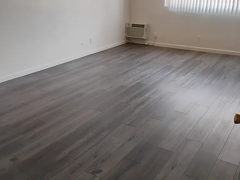 470 E Angeleno Ave — Photo 17