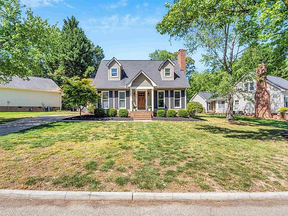 2nd image of 206 Spring View Ln