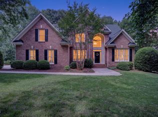 5412 Brushy Meadows Dr, Fuquay Varina, NC 27526