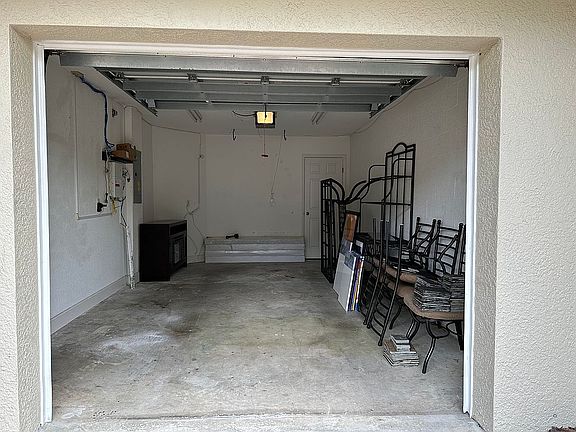 3rd image of 817 100th Ave N
