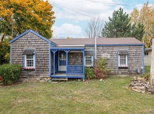 5947 Main Rd, Stafford, NY 14143