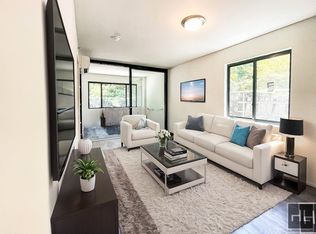 67-45 Alderton St #2B, Rego Park, NY 11374