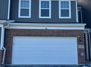 577 Watercress Dr, Aurora, IL 60504