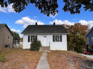 674 Mount Cross Rd, Danville, VA 24540