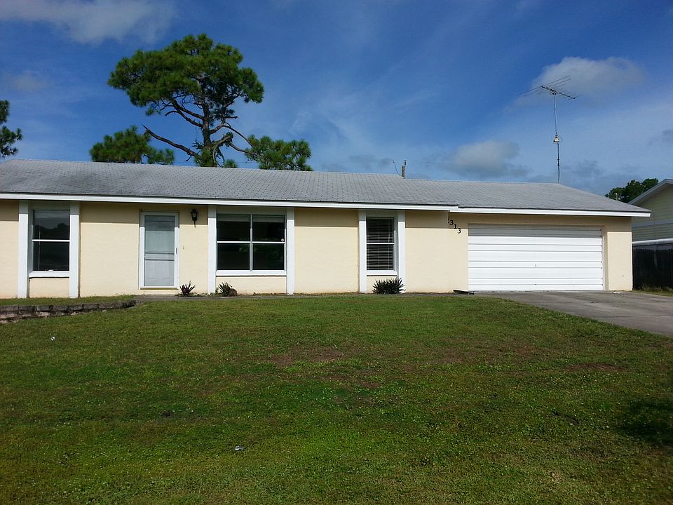 1st image of 2313 S Cranberry Blvd