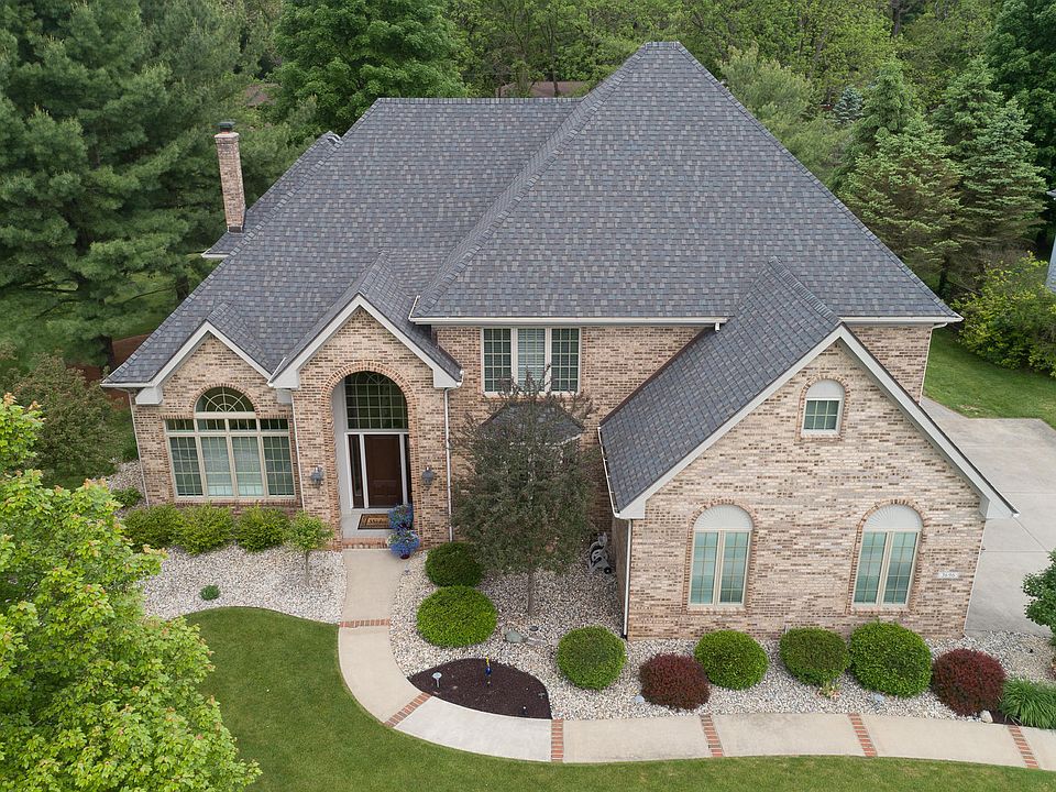 1st image of 3696 Bellflower Dr