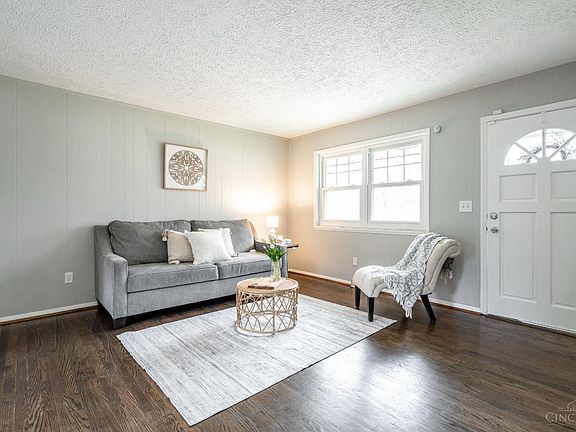 3rd image of 5581 Nightingale Ct