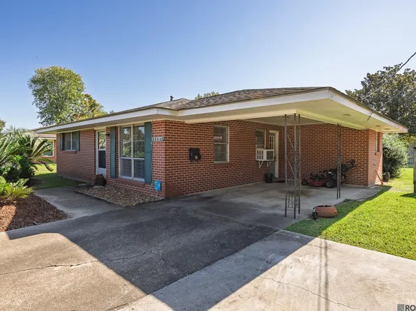 58945 Postell Ave, Plaquemine, LA 70764