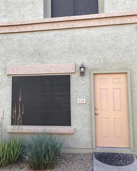 1st image of 805 S Sycamore St Unit 124