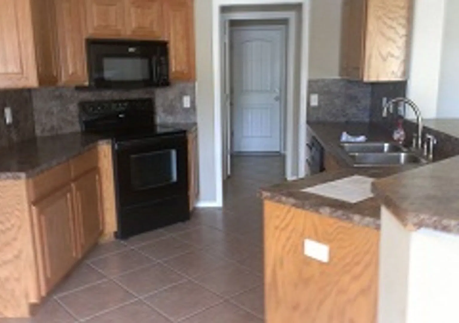 3 Bed | 2 Bath | Jenks — Photo 2