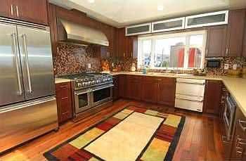 2nd image of 2211 Highland Ave