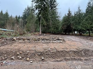 7968 Santa Fe Trl, Maple Falls, WA 98266