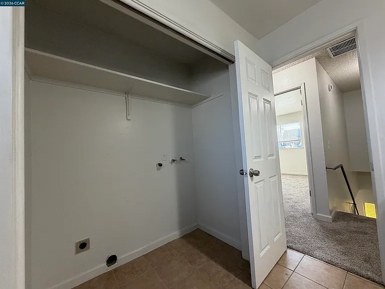 1648 W North Bear Creek Dr — Photo 23