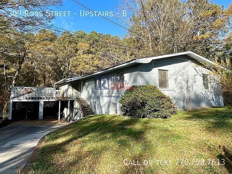 309 Ross St NE #B — Photo 1