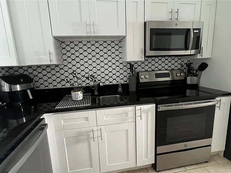 5110 Coquina Key Dr SE #C — Photo 7