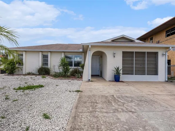 13925 Hatcher Ave, Hudson, FL 34667