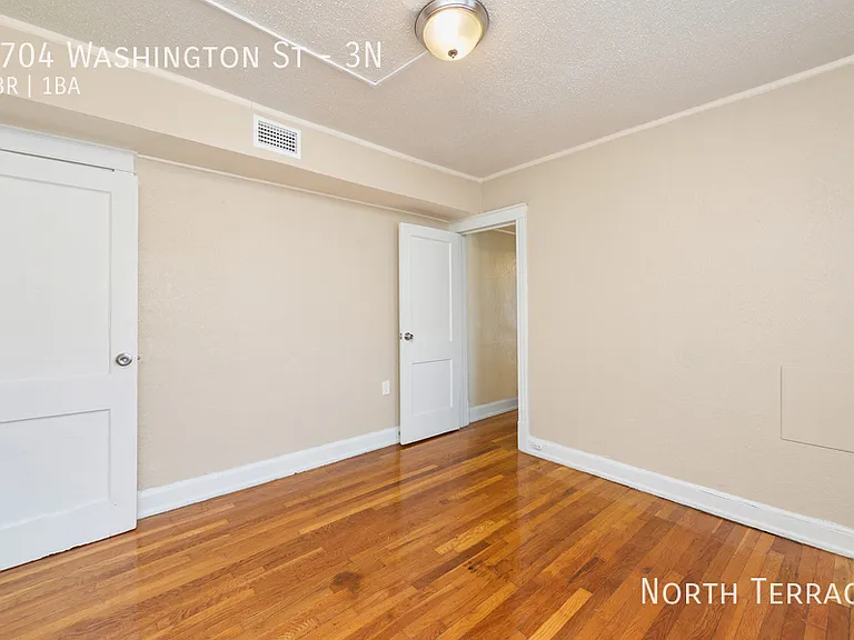 3704 Washington St #3N — Photo 14