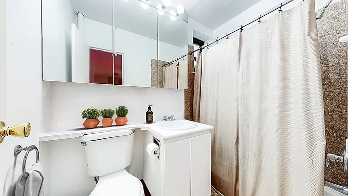 Rented by City Wide Apartments | media 12