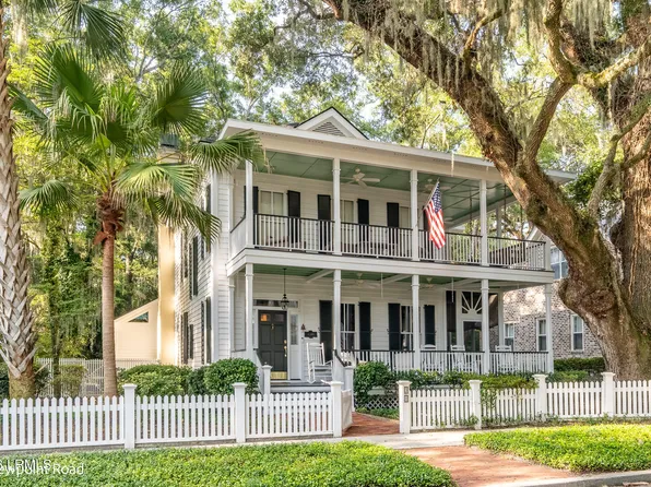 31 Newpoint Road, Beaufort, SC 29907