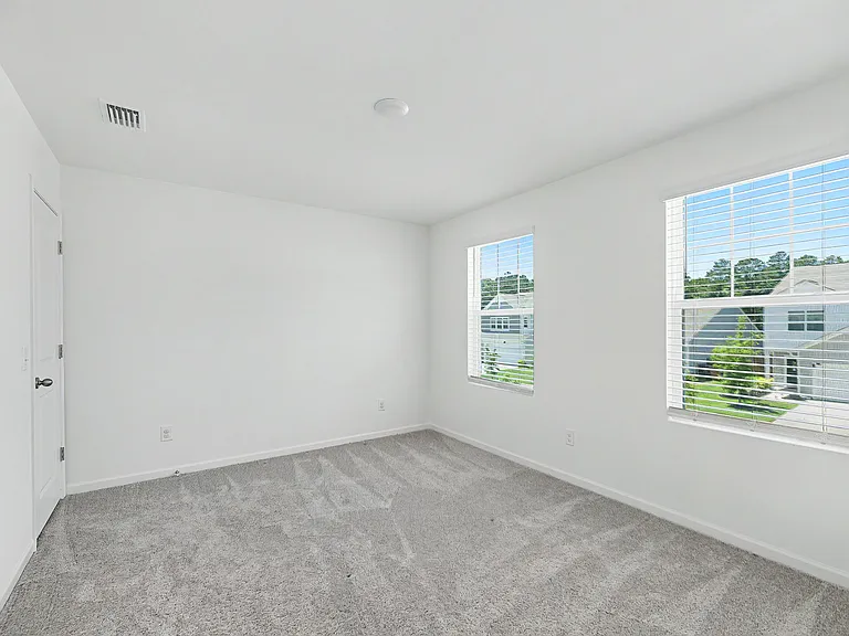4418 Ocean Farm Dr — Photo 13