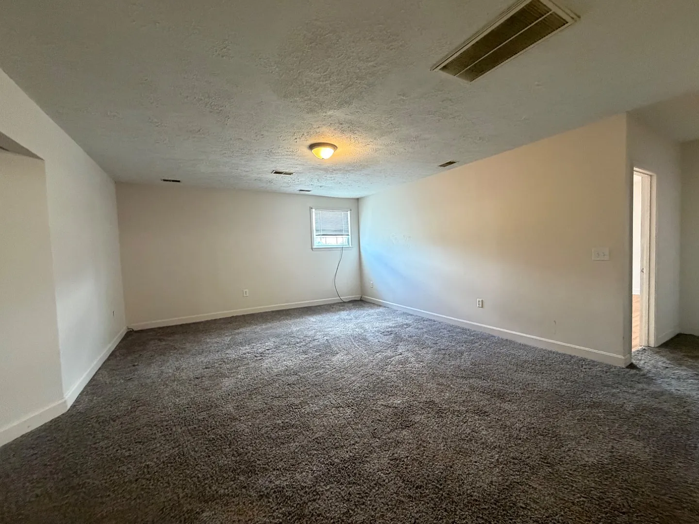 101 W Main St - 101 Unit A — Photo 4
