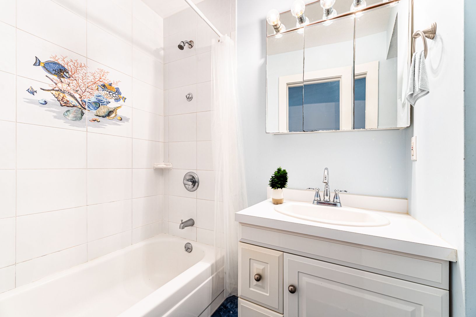 1 of 3 Baths