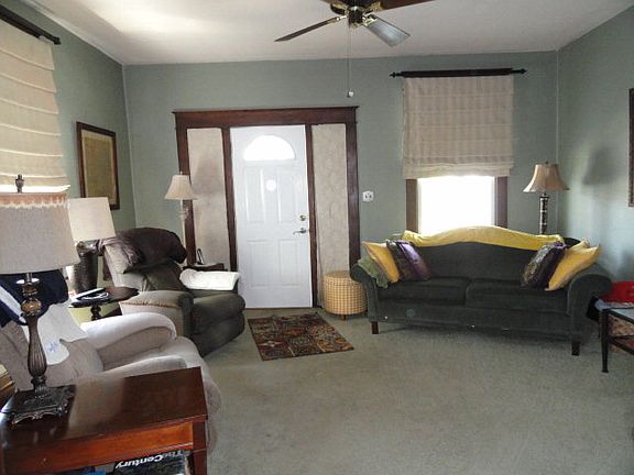 4th image of 1416 Summit St