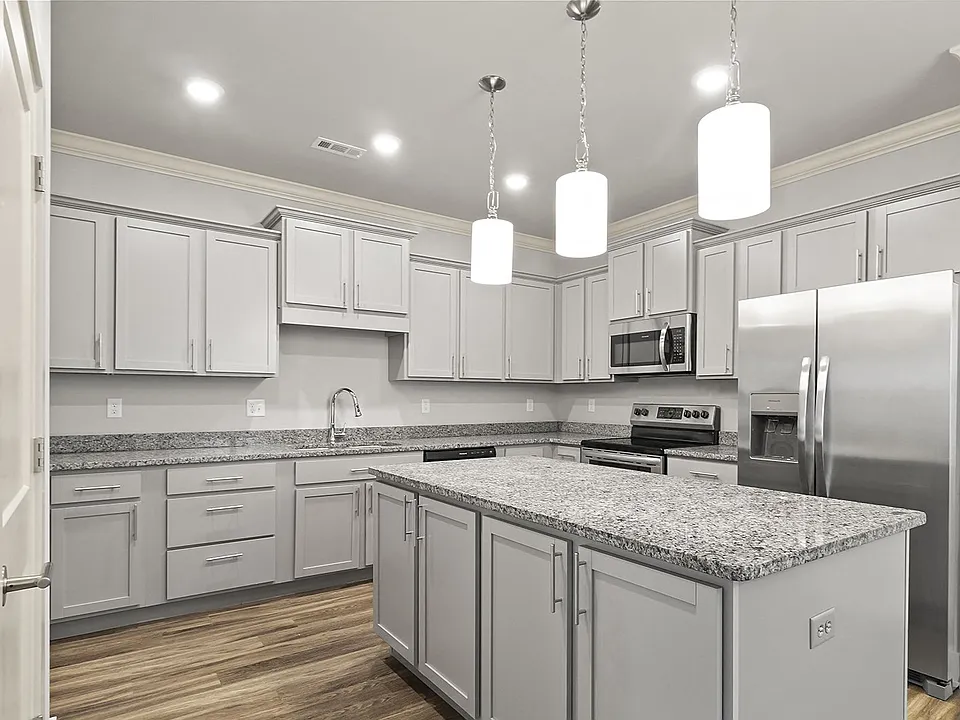 Leopold Floor Plan: Two Bedroom/Two Bath - 1,377 SF