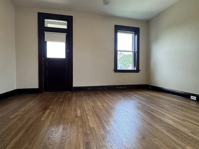 4928 Holly Hills Ave #2F — Photo 10