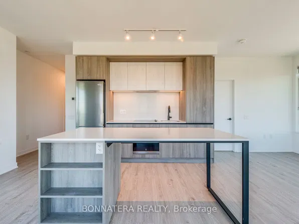2495 Eglinton Ave W, Mississauga, ON