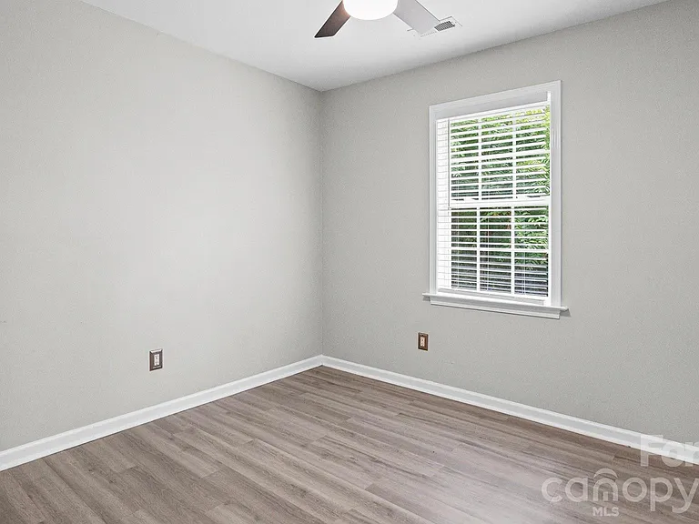 3320 Whitebridge Ln — Photo 19