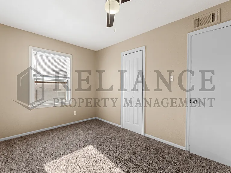 731 S Apache Dr — Photo 19