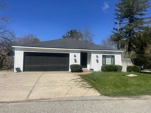 458 Melody Ln, Muskegon, MI 49445