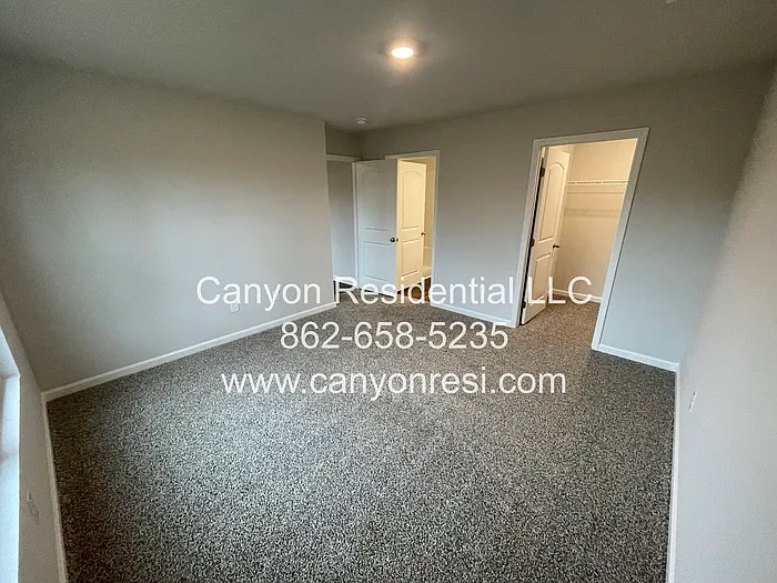 122 Syd Rd — Photo 12