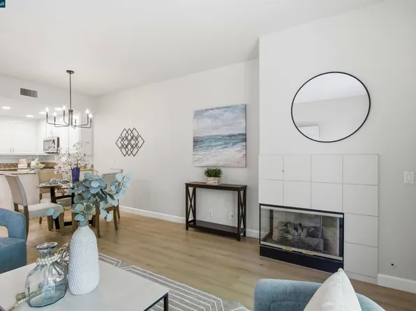 295 Tradewinds Dr APT 202, San Jose, CA 95123