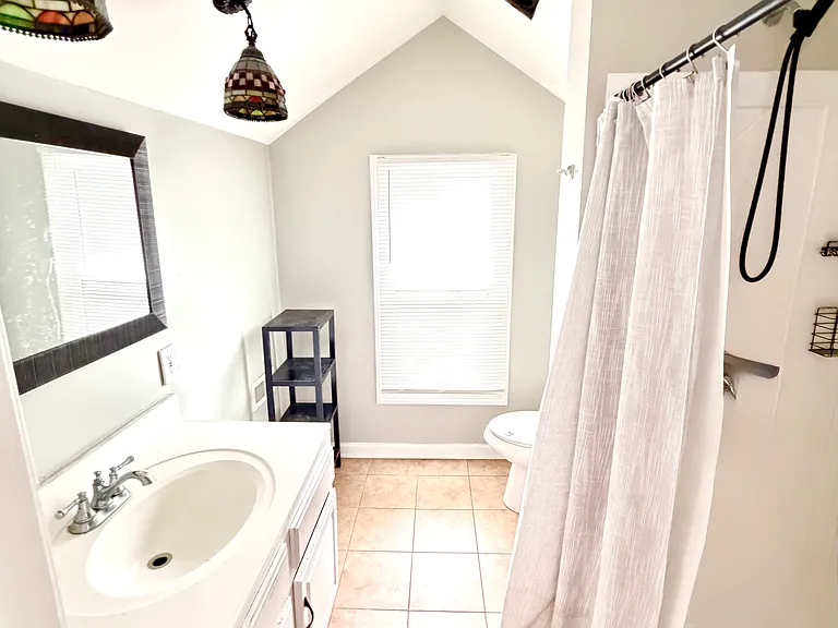 210 Linwood Dr — Photo 12