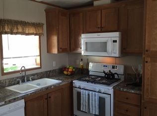 254 Maverick Ln, Utica, NY 13502